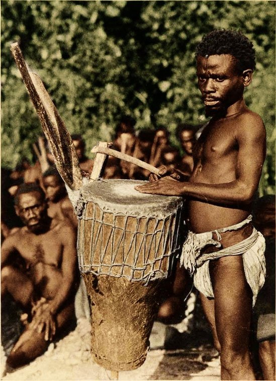 Pygmy drummer